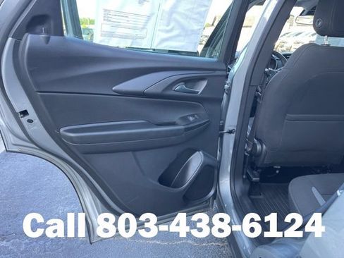 Used 2023 Chevrolet TrailBlazer LS w/ LPO, Blackout Package FWD image 9