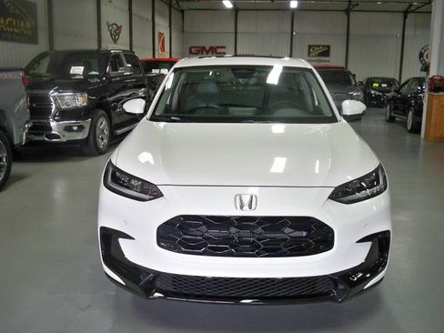 Used 2025 Honda HR-V EX-L image 2