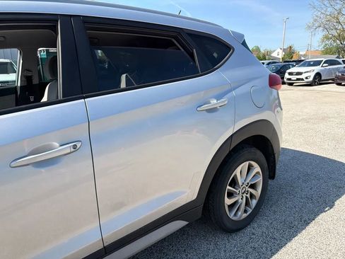 Used 2017 Hyundai Tucson SE AWD/4WD image 9