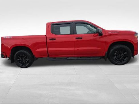 Used 2023 Chevrolet Silverado 1500 Custom image 31