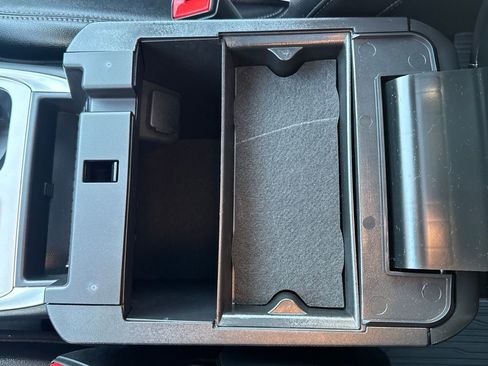 Used 2023 Ford Explorer Limited w/ Limited Technology Package image 30