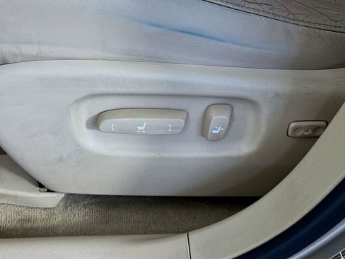 Used 2011 Lexus RX 350 AWD w/ Premium Pkg image 22