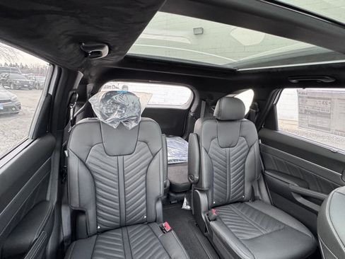 New 2025 Kia Sorento SX Prestige AWD/4WD image 11