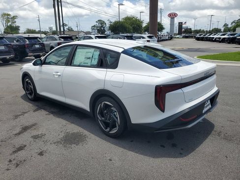 New 2026 Kia K4 GT-Line Turbo FWD image 3