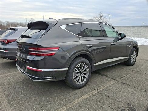 Used 2025 Genesis GV80 2.5T Standard image 7