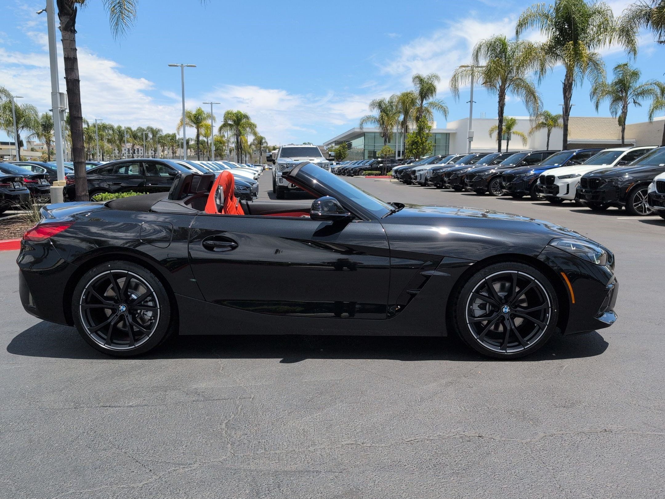 New 2026 BMW Z4 sDrive30i w/ Shadowloine Package RWD image 11