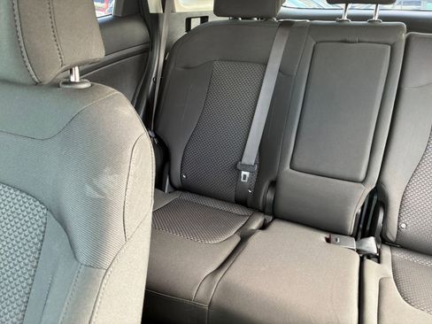 Used 2025 Kia Sportage LX image 35