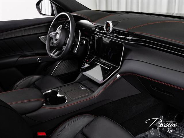 Used 2023 Maserati Grecale Trofeo AWD/4WD image 38