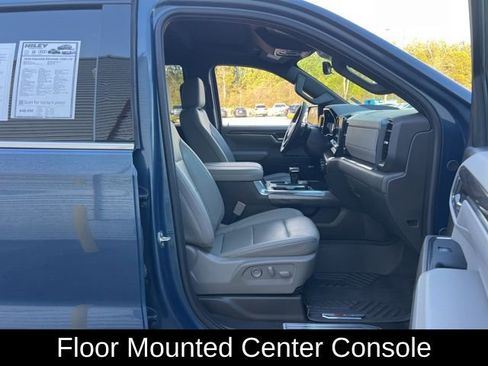 Used 2024 Chevrolet Silverado 1500 LTZ image 36