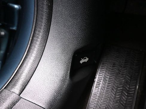 Used 2015 Honda Crosstour EX-L image 29