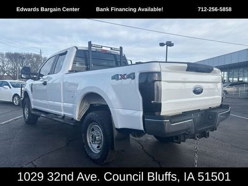 Used 2017 Ford F250 XL w/ Power Equipment Group image 5