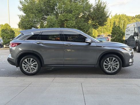 Used 2025 INFINITI QX50 Pure AWD/4WD image 3