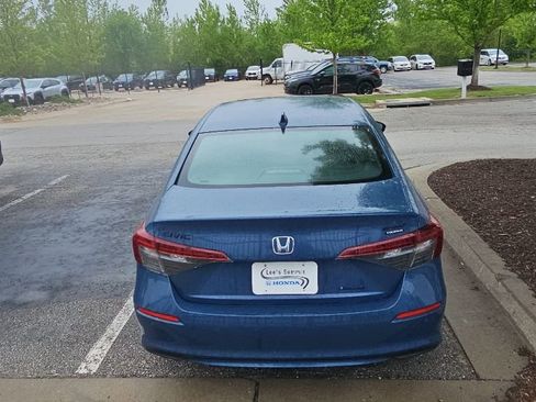 Used 2026 Honda Civic Sport Touring image 6