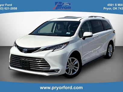 Used 2021 Toyota Sienna XLE