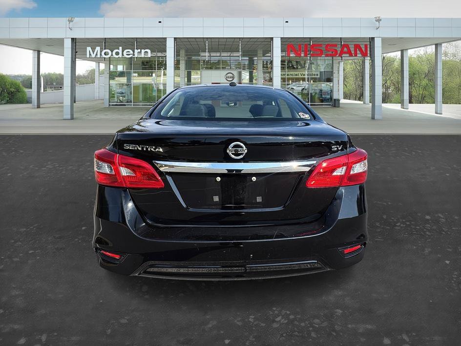 Used 2018 Nissan Sentra SV FWD image 4