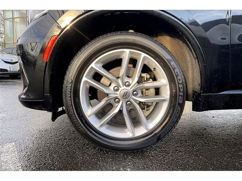 Used 2024 Dodge Durango GT image 9