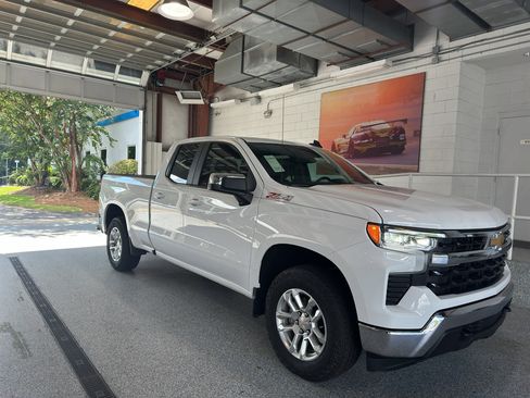 New 2025 Chevrolet Silverado 1500 LT w/ Z71 Off-Road Package image 35