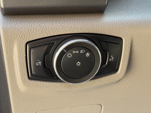Certified 2021 Ford F550 4x4 Regular Cab Super Duty image 26