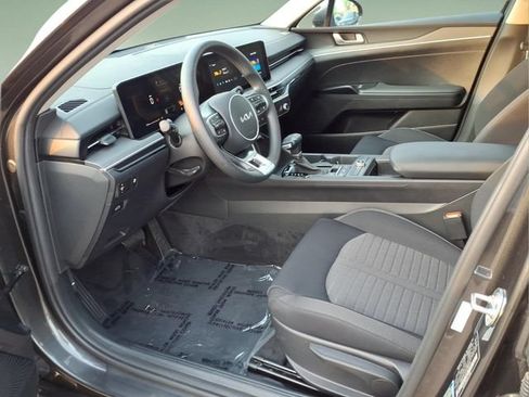Used 2025 Kia K5 LXS FWD image 11