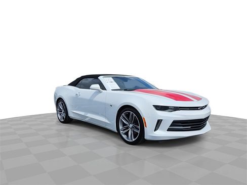 Used 2017 Chevrolet Camaro LT image 2