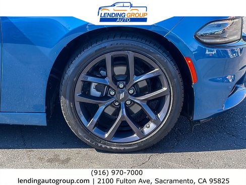 Used 2023 Dodge Charger SXT w/ Blacktop Package RWD image 9