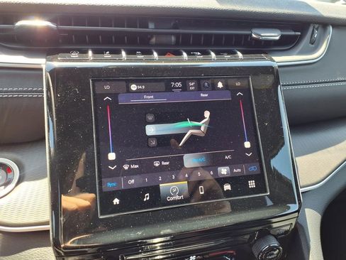 New 2026 Jeep Grand Cherokee L Laredo AWD/4WD image 5