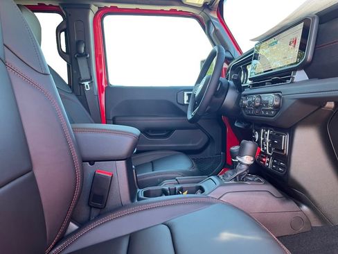 New 2026 Jeep Wrangler Unlimited Rubicon image 24