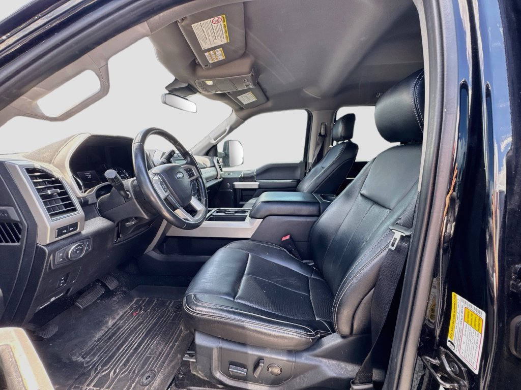 Used 2021 Ford F250 Lariat w/ Tremor Off-Road Package AWD/4WD image 4