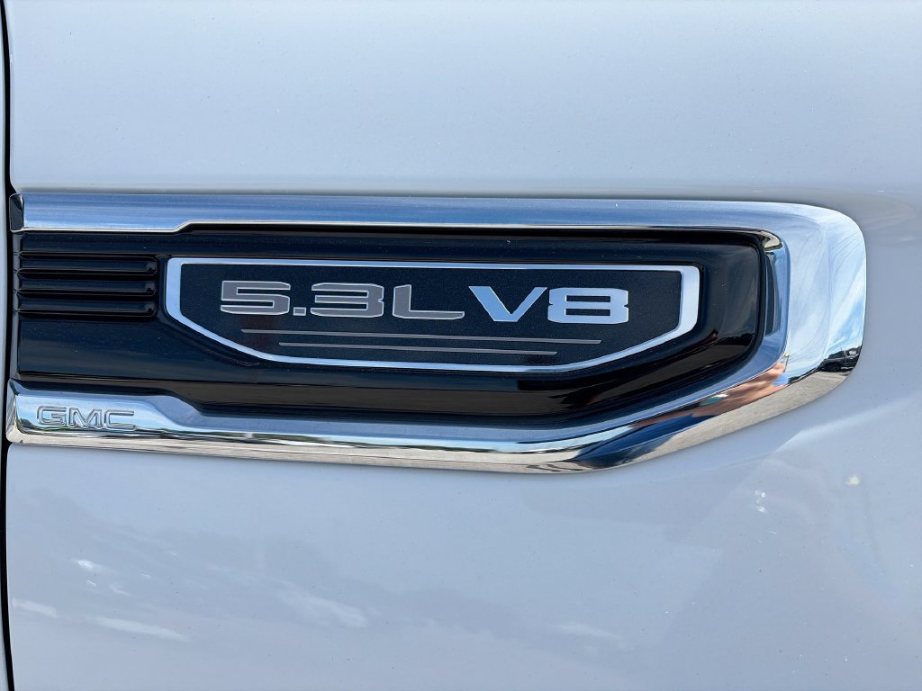 Used 2025 GMC Sierra 1500 SLT AWD/4WD image 32