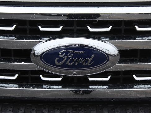 New 2026 Ford F250 Lariat w/ Chrome Package AWD/4WD image 13