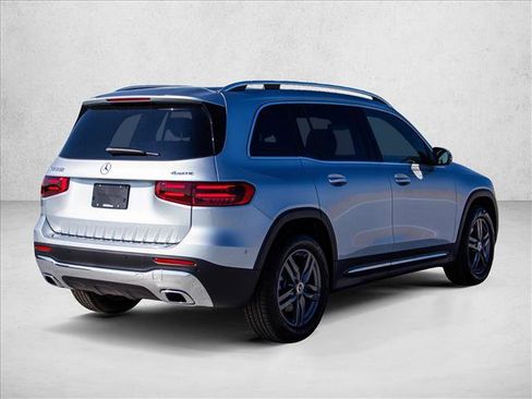 New 2026 Mercedes-Benz GLB 250 4MATIC image 5