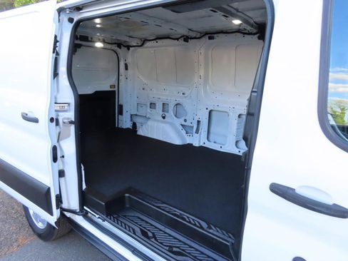 Used 2019 Ford Transit 250 130 Low Roof RWD image 14
