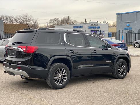 Used 2018 GMC Acadia SLT image 4