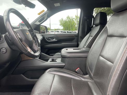 Used 2021 Chevrolet Tahoe High Country w/ Premium Package AWD/4WD image 16