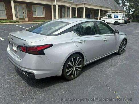 Used 2019 Nissan Altima 2.5 SR w/ SR Premium Package FWD image 8