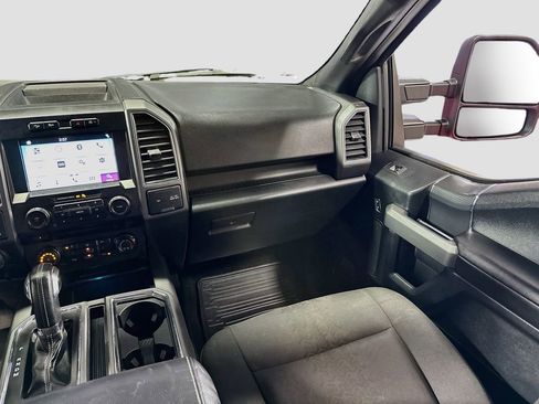 Used 2018 Ford F150 XLT w/ Equipment Group 302A Luxury AWD/4WD image 24