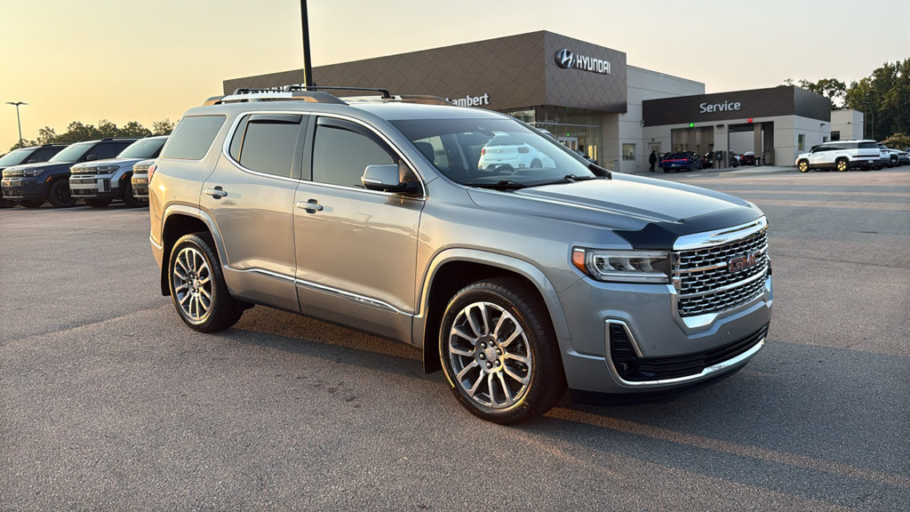 Used 2023 GMC Acadia Denali FWD image 1