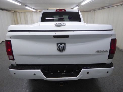 Used 2019 RAM 1500 Express AWD/4WD image 5