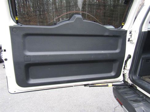 Used 2011 Toyota FJ Cruiser 4WD image 33