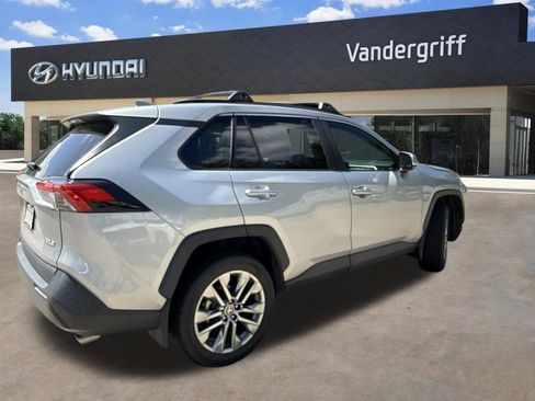 Used 2023 Toyota RAV4 XLE Premium FWD image 3