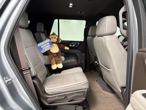 Used 2023 GMC Yukon SLT RWD image 33