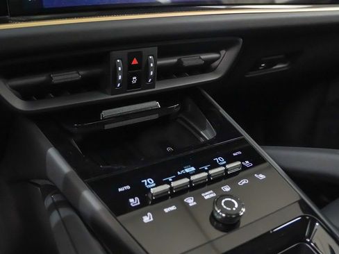 New 2026 Porsche Cayenne S image 32