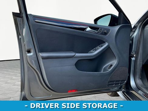 Used 2017 Volkswagen Jetta GLI image 22