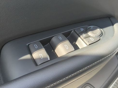 Used 2025 Buick Enclave Avenir w/ Super Cruise Package image 24