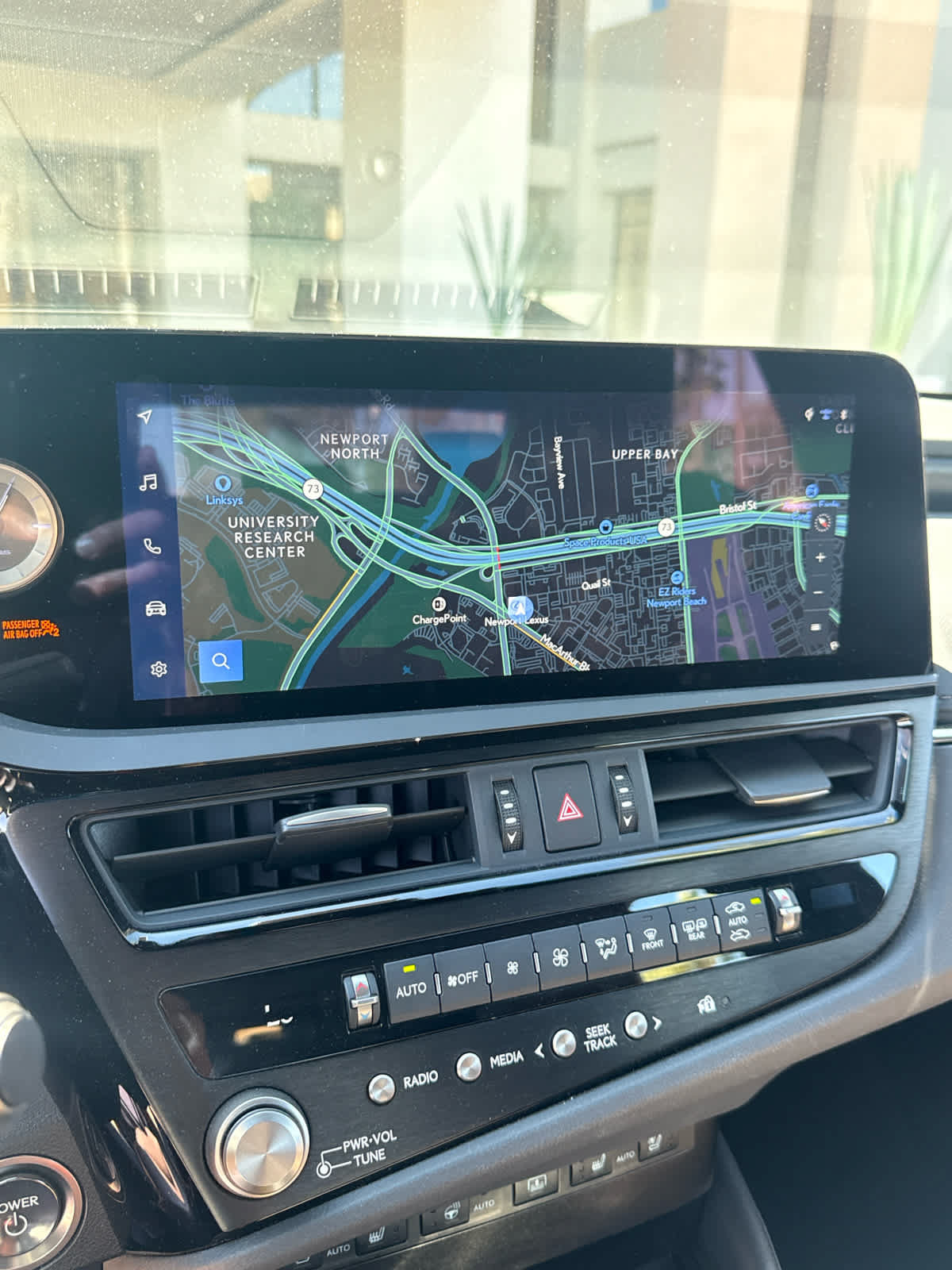 Used 2025 Lexus ES 300h w/ Accessory Package (Z1) FWD image 4