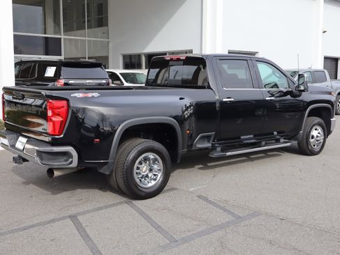 Used 2024 Chevrolet Silverado 3500 LTZ w/ LTZ Plus Package image 10