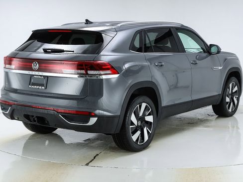 New 2026 Volkswagen Atlas Cross Sport SE image 9