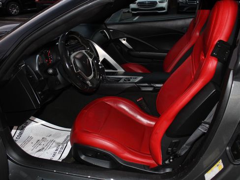 Used 2015 Chevrolet Corvette Stingray Coupe image 15
