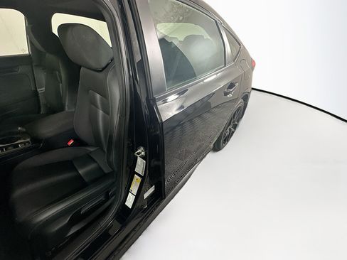 Used 2025 Honda Civic Sport image 12