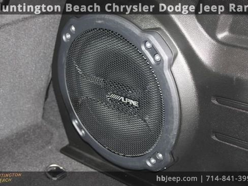 Used 2021 Jeep Wrangler Unlimited Sahara image 45